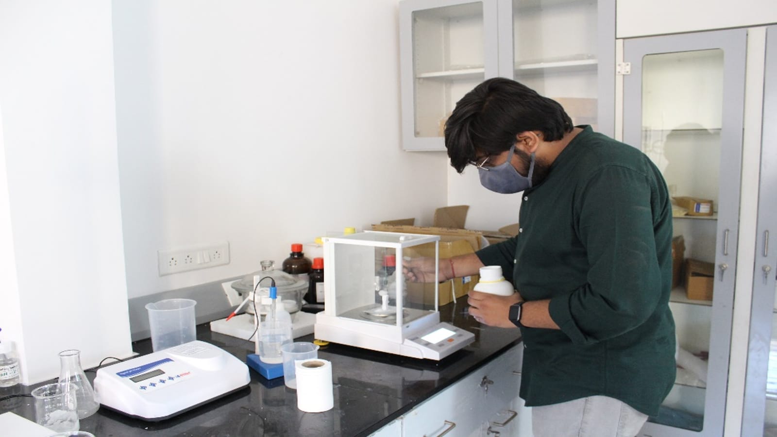 Scientist working in the R&D laboratory